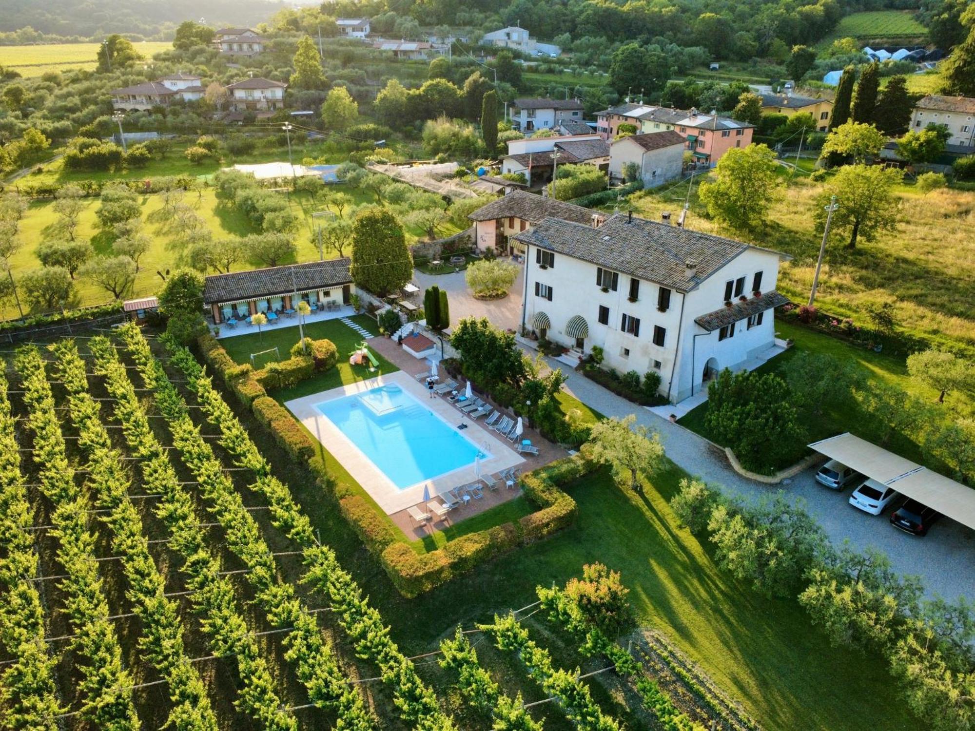 Agriturismo Corte Dei Fiori カプリーノ・ヴェロネーゼ エクステリア 写真