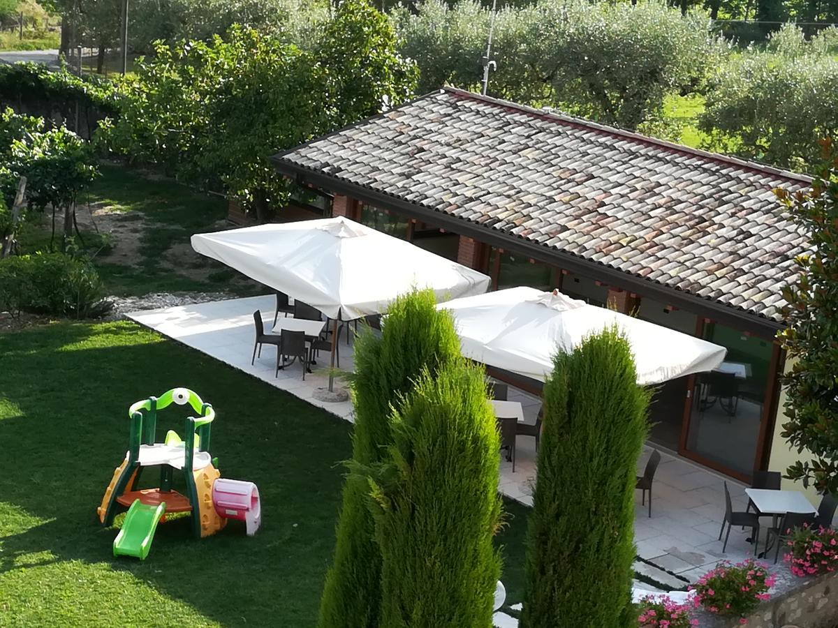 Agriturismo Corte Dei Fiori カプリーノ・ヴェロネーゼ エクステリア 写真
